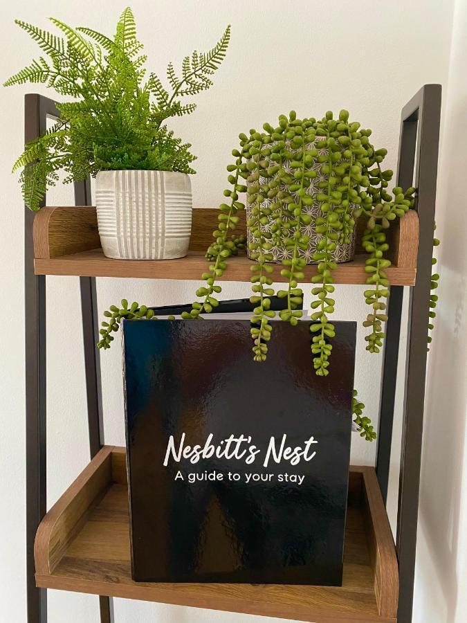 Cotswolds Lakeside Lodge - Nesbitt'S Nest Южен Сърни Екстериор снимка